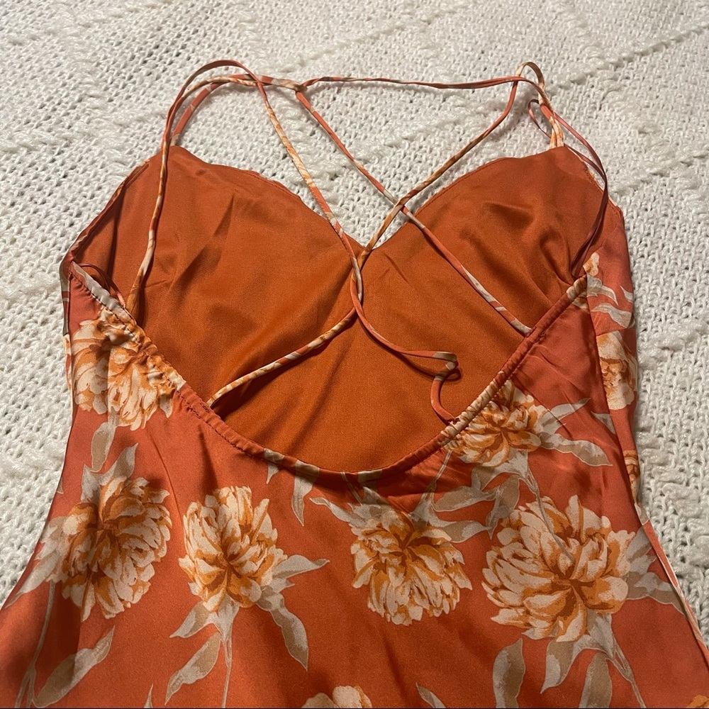NWT LOVELY DAY ALIVIA FLORAL SATIN MAXI DRESS - Picture 7 of 14